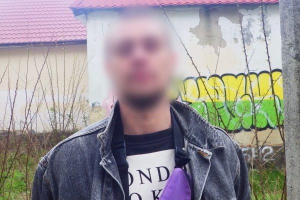 Киянин з пістолетом наводив страх на перехожих на бульварі Верховної Ради
