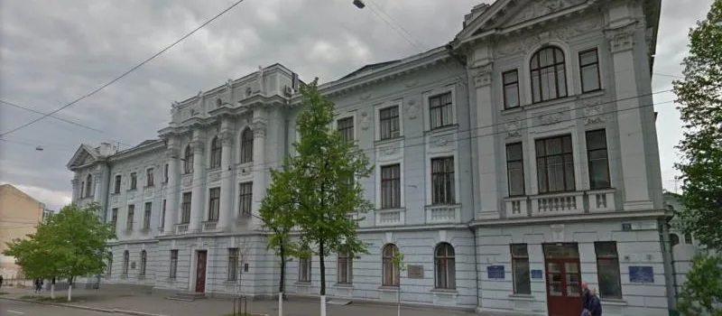Ексбухгалтерка інституту НАМН у Києві підозрюється у розкраданні 2,5 млн гривень