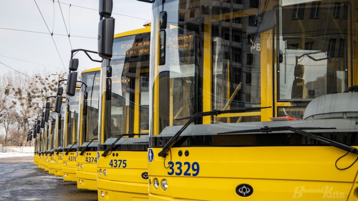 Зміни в руху автобусів та тролейбусів у Києві через ярмарки