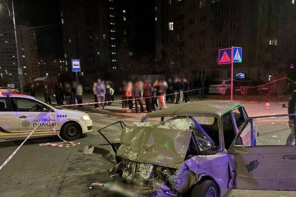 ДТП у Києві: п’яний водій протаранив авто з підлітками