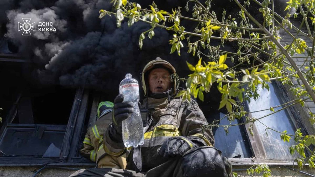 Пожежа у Голосієві: склад на Ходосівській горів понад 3 години