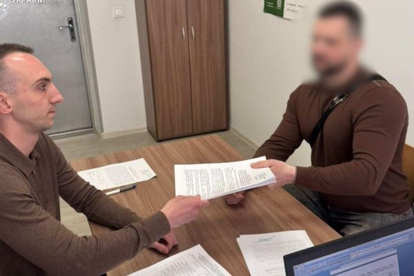Шахрай продав неіснуючі генератори в Києві на 3,2 млн гривень
