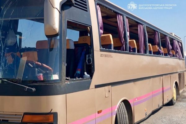 Атака на Дніпропетровщині та Херсоні: поранені діти та цивільні