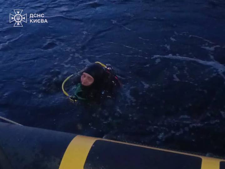 Трагедія у Києві: тіло потопельника знайдено біля Дніпровської набережної