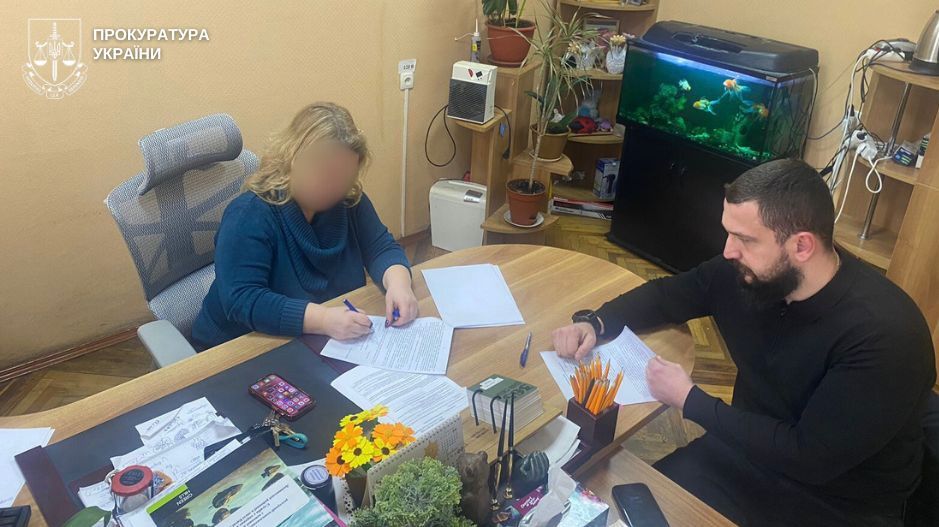Київ: Судитимуть начальницю Служби у справах дітей за байдужість до знущання над дитиною