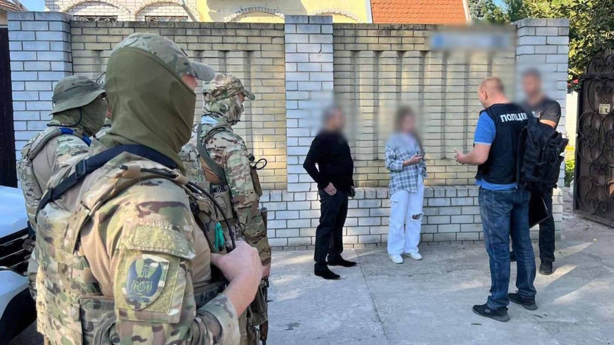 Київ: Адвокат очолив групу з підробки документів для військовозобов’язаних