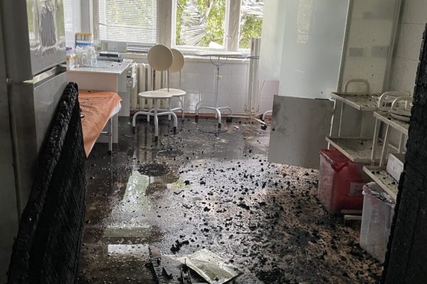 Київ: поновлюють Інститут кардіології після російського обстрілу