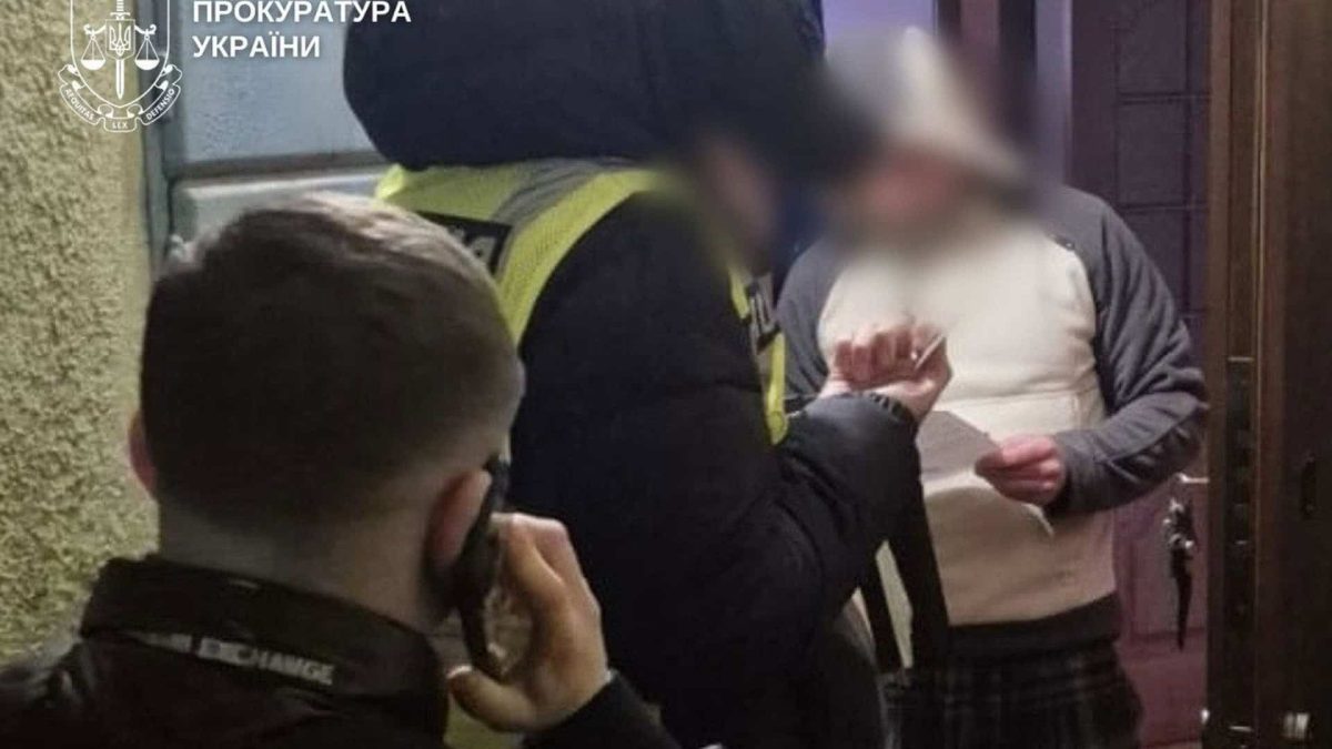 Інспектора Дніпровської РДА судитимуть за хабар у Києві