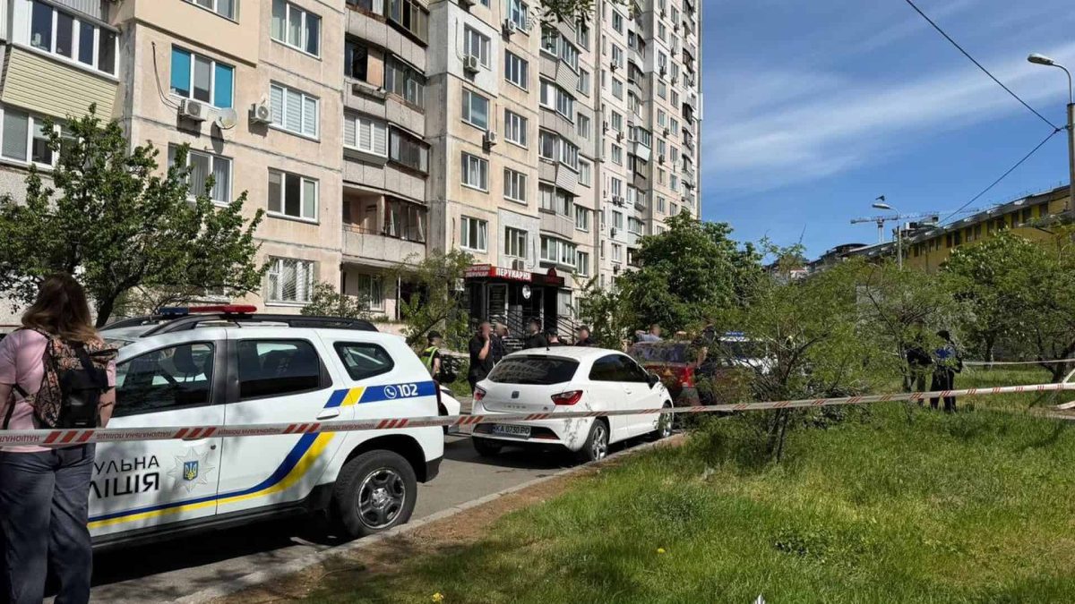 Трагедія в Оболонському районі Києва: чоловік загинув після падіння з 11-го поверху