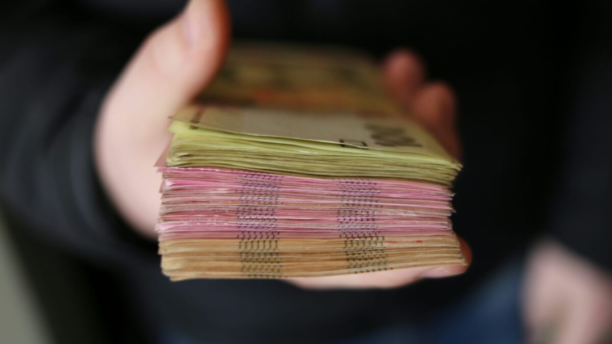 Київ підтримує: 35 тисяч киян отримають допомогу до 1500 грн