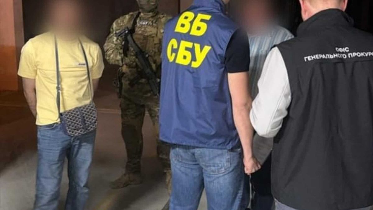 СБУ затримала співробітника за хабар у 34 тисячі доларів у Києві