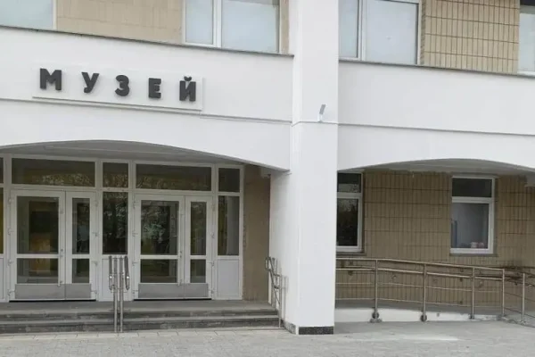 Київ: «Рух без бар’єрів» змінює музей Славутича